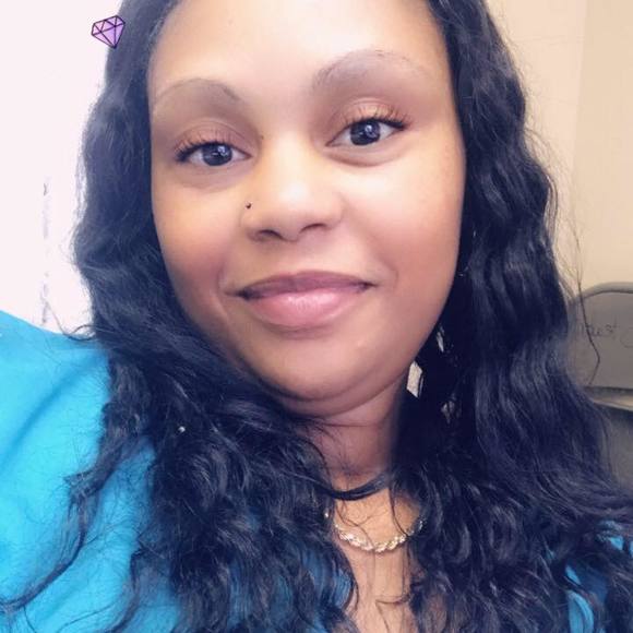 Meet your Posher, Tabitha - Picture 1 of 1